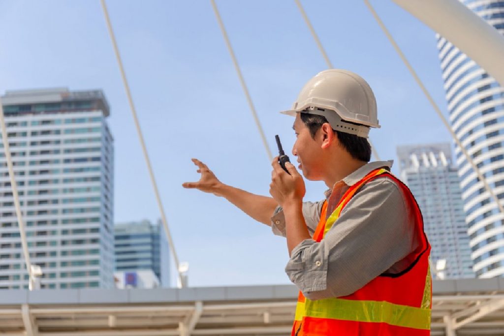 Two-Way Radio Buying Guide 2022