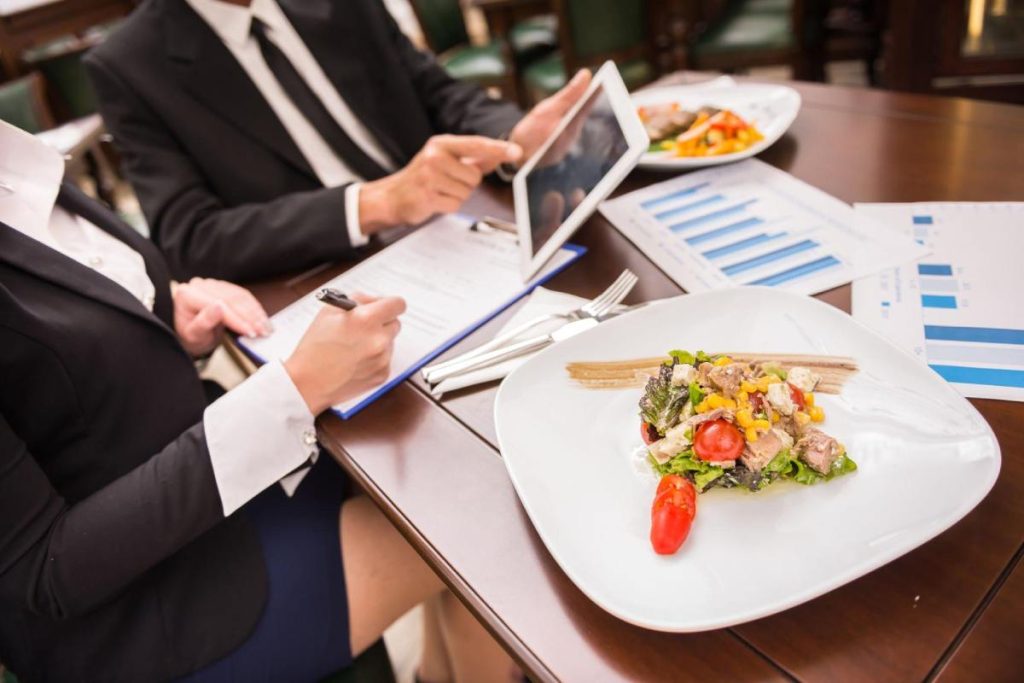 Enhancing the Dining Experiences_ Top Restaurant Technologies